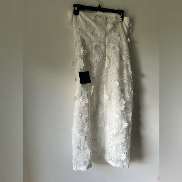 Lulus White Strapless Floral 3D Appliqué Midi Dress Women’s Size Small NWT - Picture 7 of 8